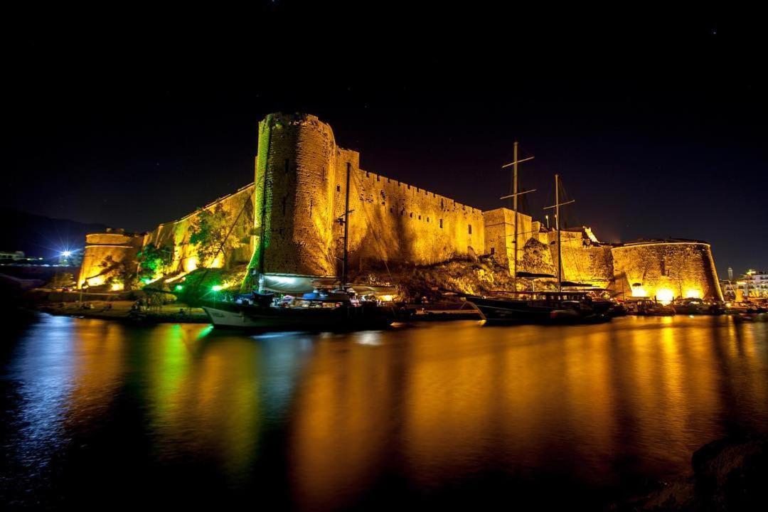 Oscar Beachfront Resort & Spa & Casino Kyrenia (Northern Cyprus) Exterior photo