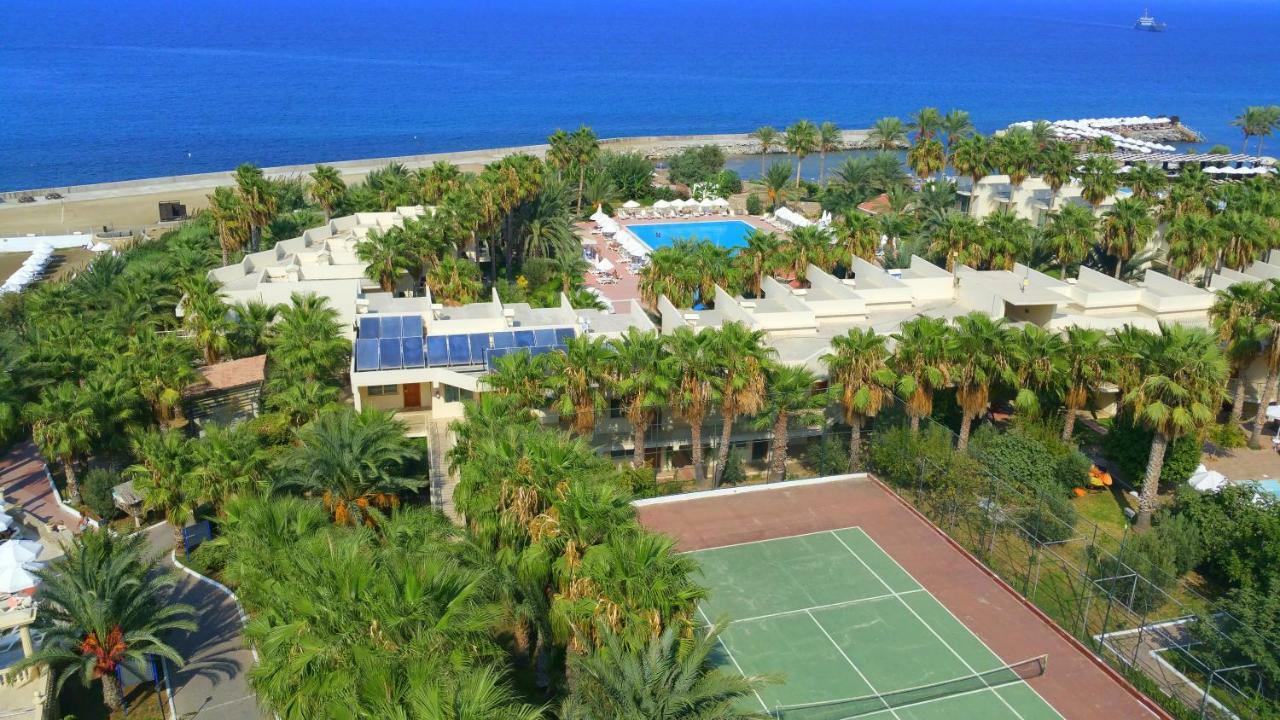 Oscar Beachfront Resort & Spa & Casino Kyrenia (Northern Cyprus) Exterior photo