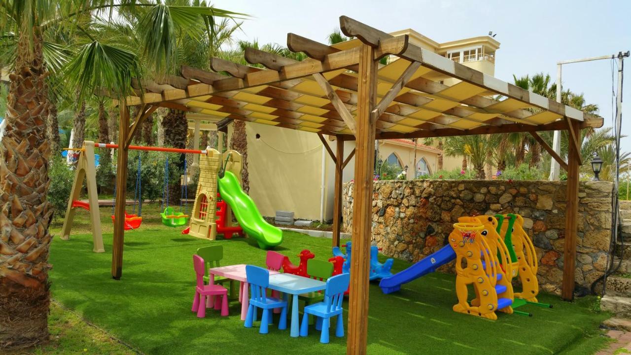 Oscar Beachfront Resort & Spa & Casino Kyrenia (Northern Cyprus) Exterior photo