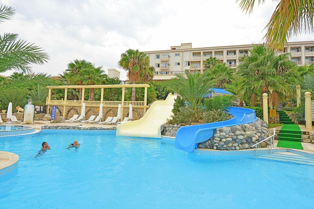 Oscar Beachfront Resort & Spa & Casino Kyrenia (Northern Cyprus) Exterior photo