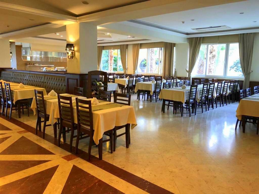 Oscar Beachfront Resort & Spa & Casino Kyrenia (Northern Cyprus) Exterior photo